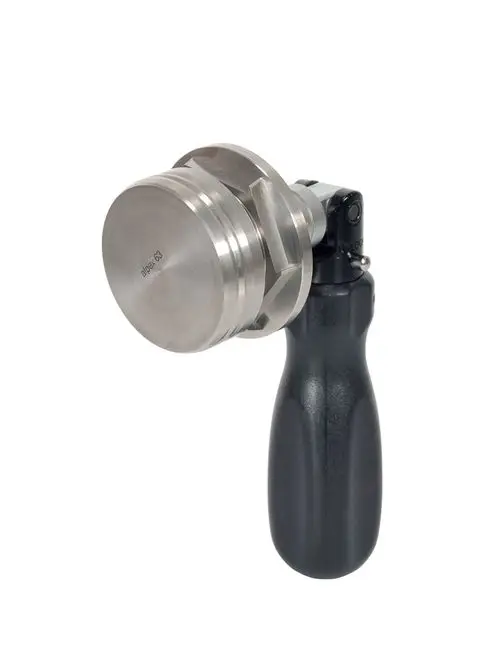 Entgratwerkzeug mit schwarzem Griff und runder, metallener Arbeitsfläche, hergestellt von Fränkische. Geeignet zur Bearbeitung von Rohren oder anderen Materialien.